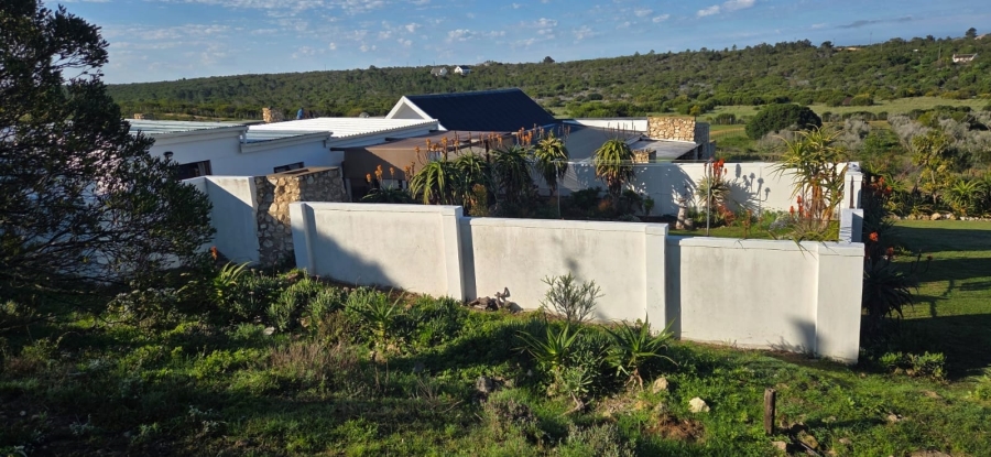 2 Bedroom Property for Sale in Stilbaai Oos Western Cape